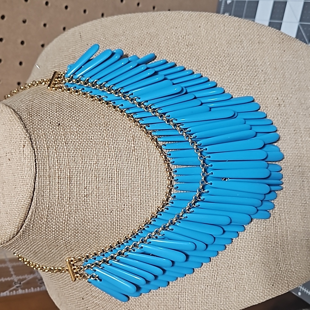 Joan Rivers QVC Triple Layered Blue Turquoise Statement Necklace Cruise Resort - Picture 1 of 5